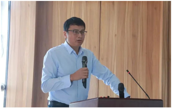 ɭ��������-׷�󿵽�,����һ������