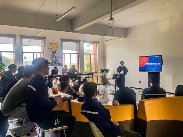 ɭ��������-׷�󿵽�,����һ������