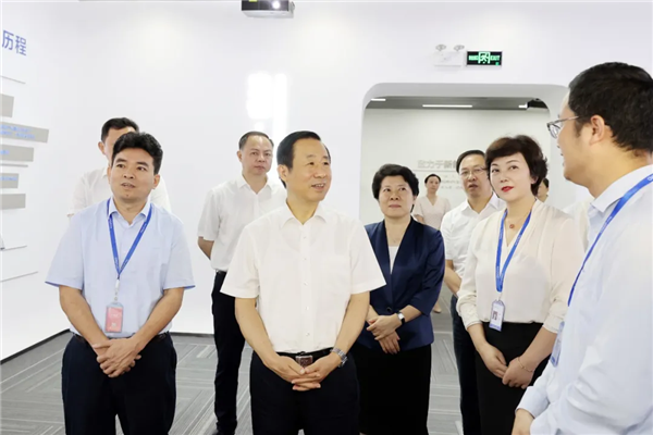 ɭ��������-׷�󿵽�,����һ������