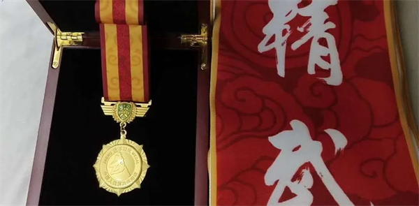 ɭ��������-׷�󿵽�,����һ������