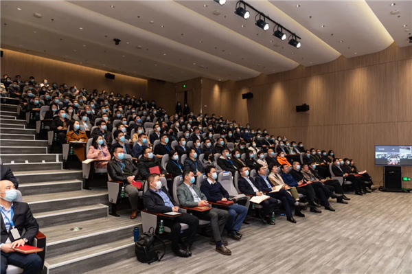 ɭ��������-׷�󿵽�,����һ������