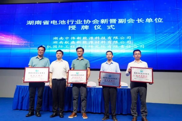 森林舞会官网-追求康健,你我一起生长