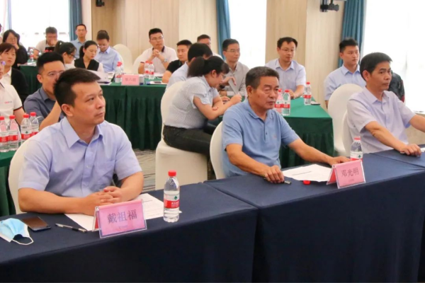 ɭ��������-׷�󿵽�,����һ������