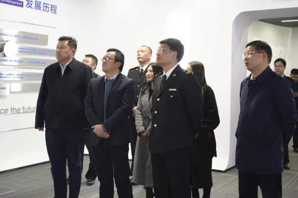 ɭ��������-׷�󿵽�,����һ������