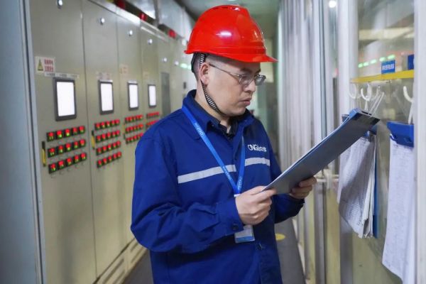 ɭ��������-׷�󿵽�,����һ������