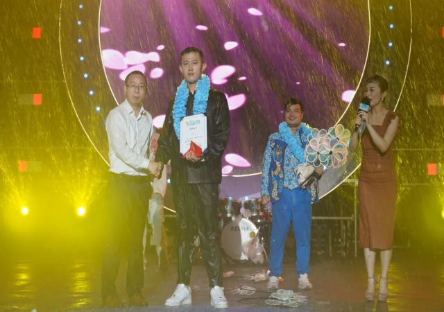 ɭ��������-׷�󿵽�,����һ������