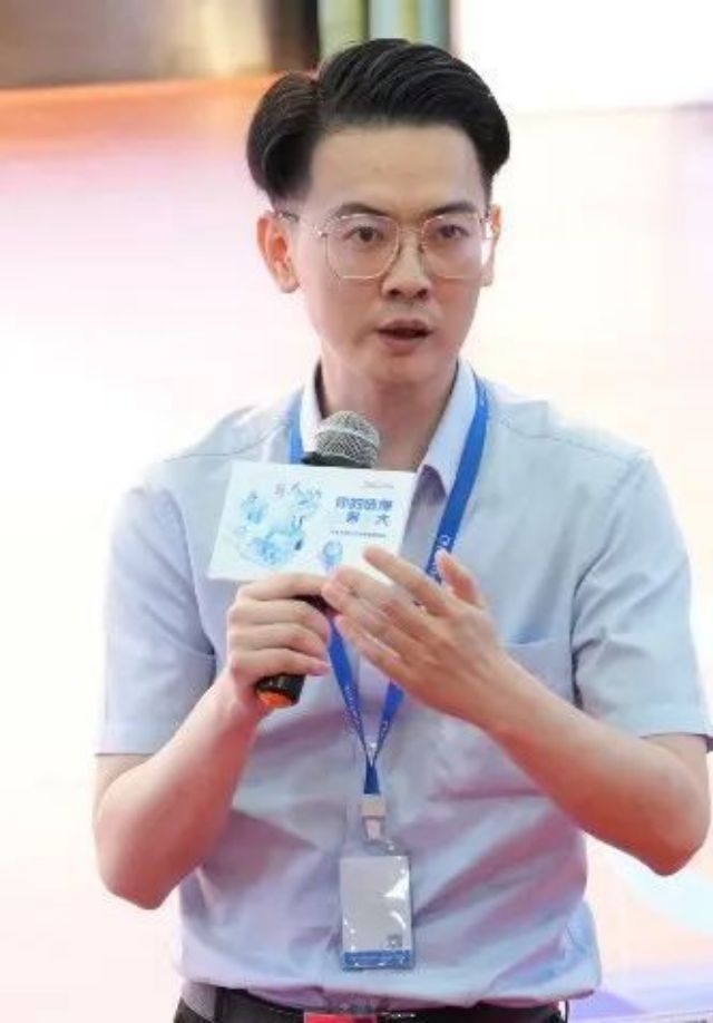 ɭ��������-׷�󿵽�,����һ������