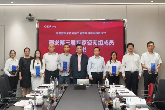 ɭ��������-׷�󿵽�,����һ������