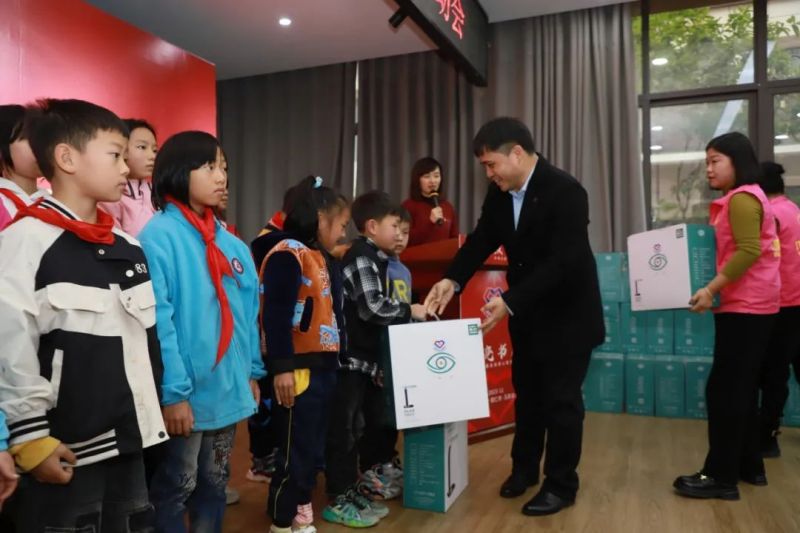 ɭ��������-׷�󿵽�,����һ������