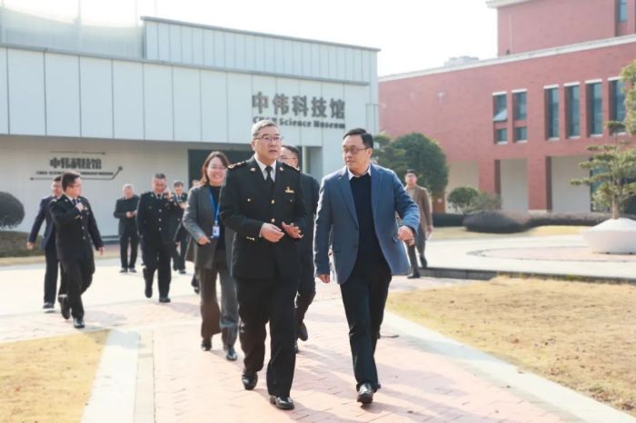 ɭ��������-׷�󿵽�,����һ������