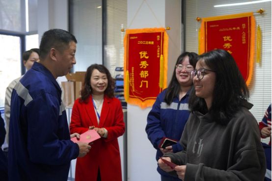 ɭ��������-׷�󿵽�,����һ������