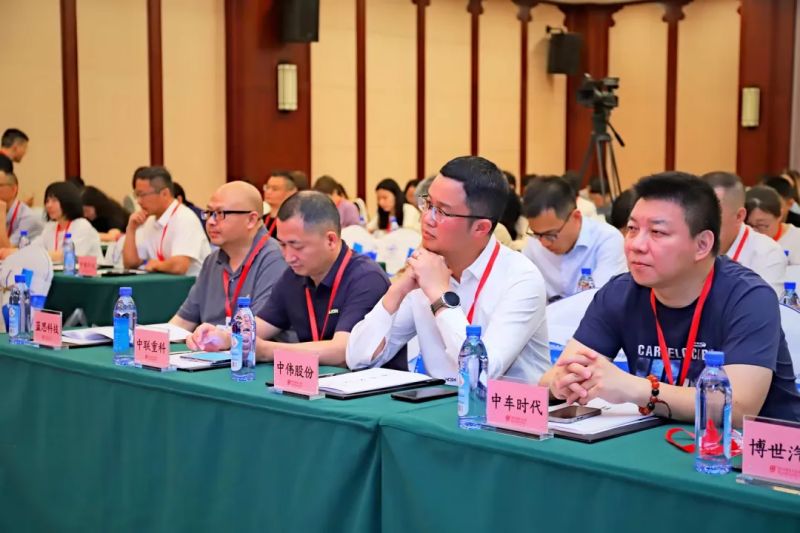 ɭ��������-׷�󿵽�,����һ������