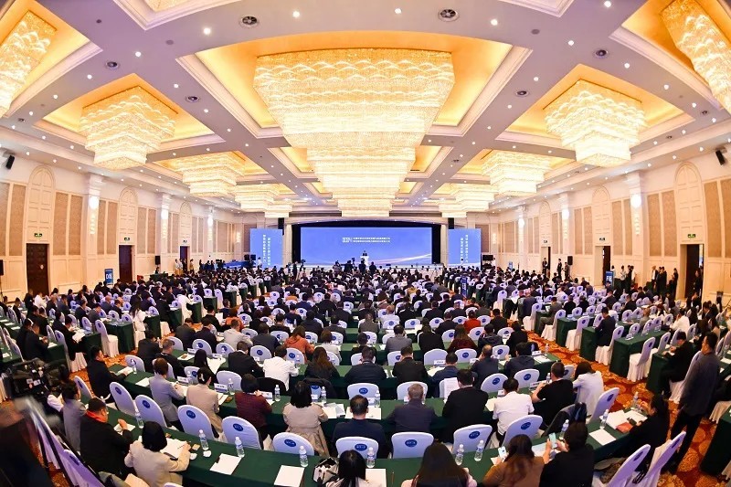 ɭ��������-׷�󿵽�,����һ������