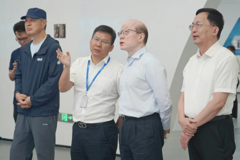 ɭ��������-׷�󿵽�,����һ������