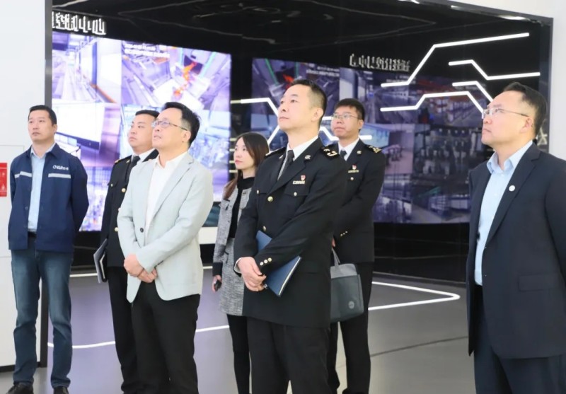 ɭ��������-׷�󿵽�,����һ������