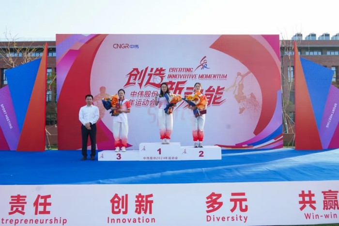 ɭ��������-׷�󿵽�,����һ������