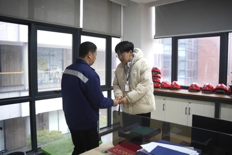 ɭ��������-׷�󿵽�,����һ������