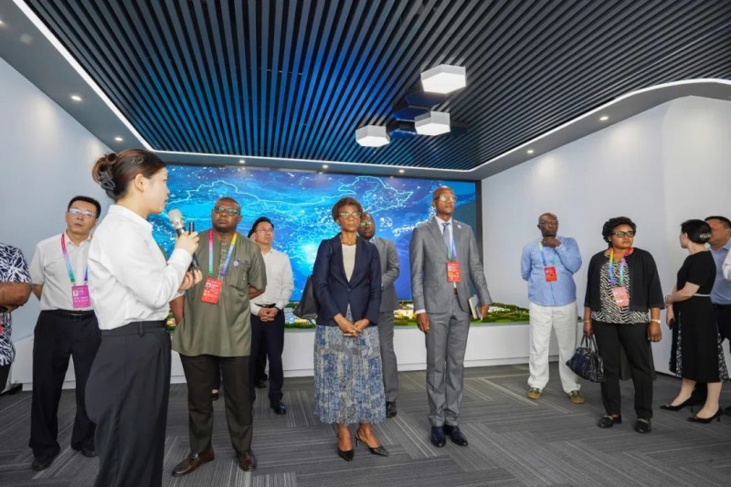 ɭ��������-׷�󿵽�,����һ������